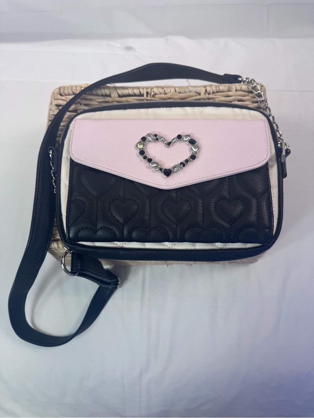 Betsey Johnson Heart Quilted Crossbody Bag Jeweled Pink Black Wallet